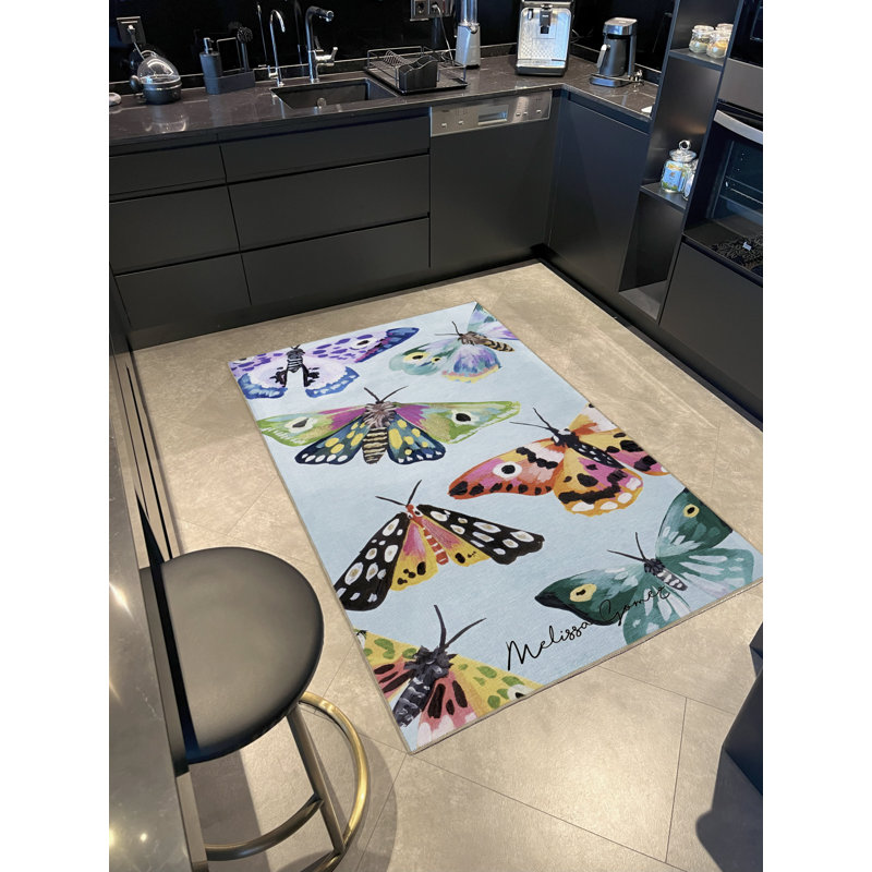 Tapis décoratif moderne multicolore à motif de papillons bleus et surréels, Rectangle 4 pi 7 po x 6 pi 7 po