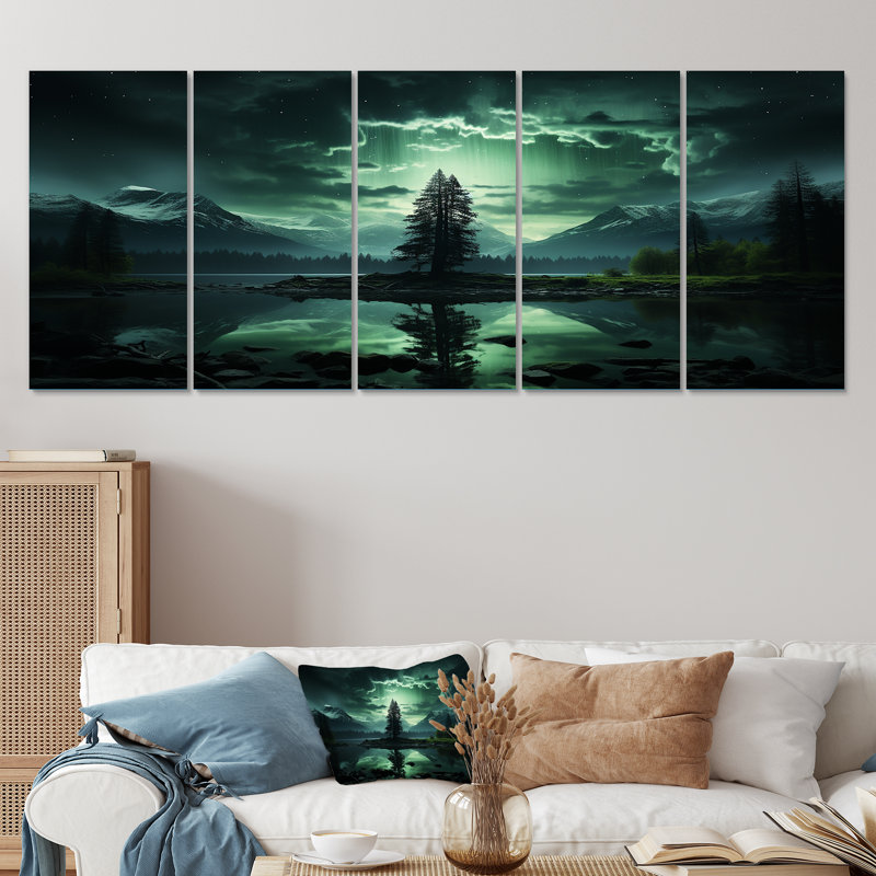 Emerald Tree In Northern Lights II - Art mural 5 pièces, H 28 po x l 60 po