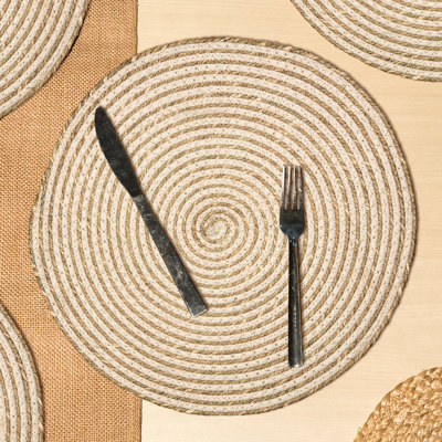 Seagrass Spiral Placemat Set
