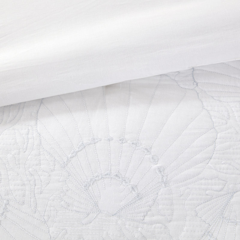 Crystal Beach White Cotton Coastal Comforter Set, California King