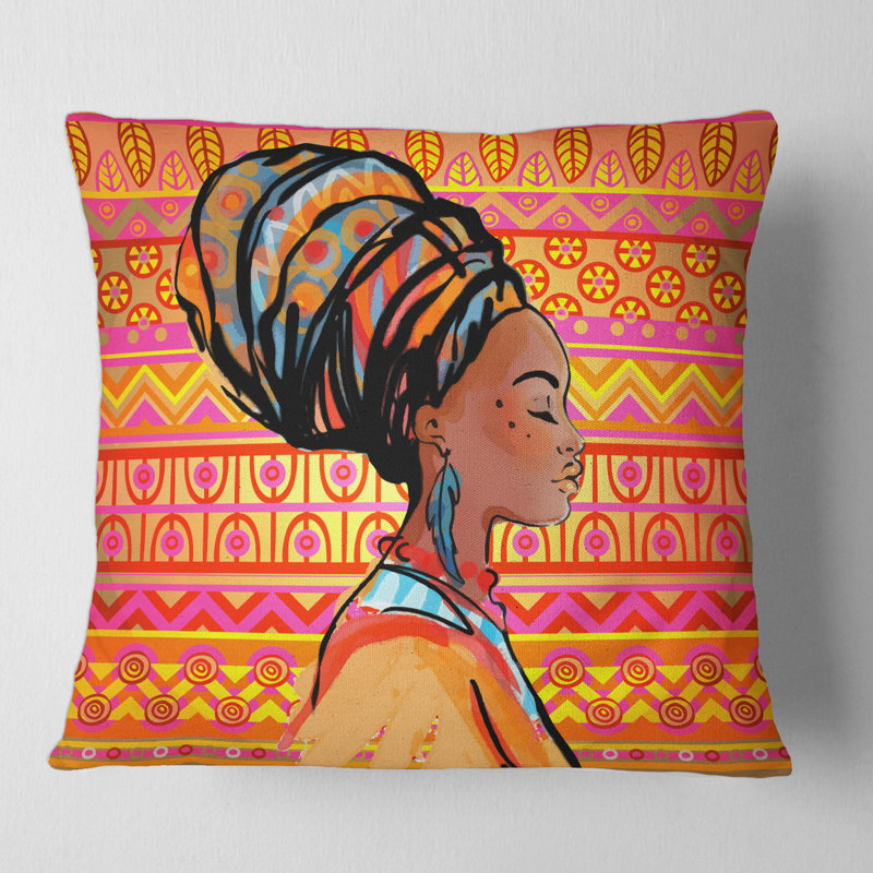 Portrait d'une femme afro-américaine avec une housse de coussin carré Turban I, 18" x 18"
