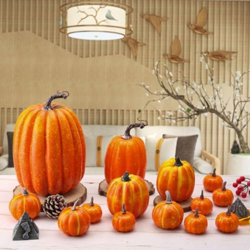 Citrouilles artificielles, citrouilles oranges 14PCS assorties de grandes citrouilles artificielles pour l'automne