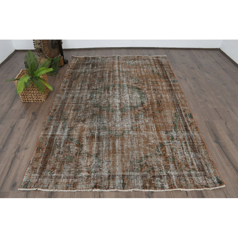 Tapis patchwork rustique en laine brun 6,3 x 9,7 pi