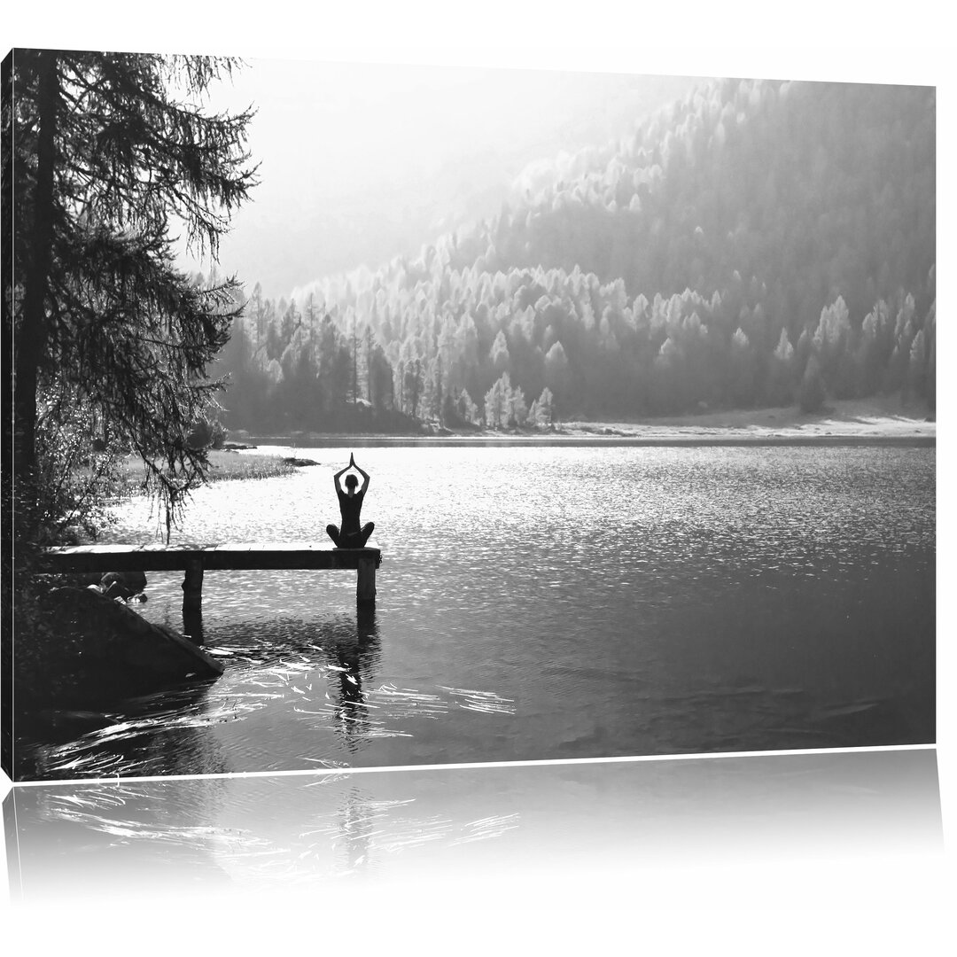 Yoga am See Fotokunstdruck auf Leinwand