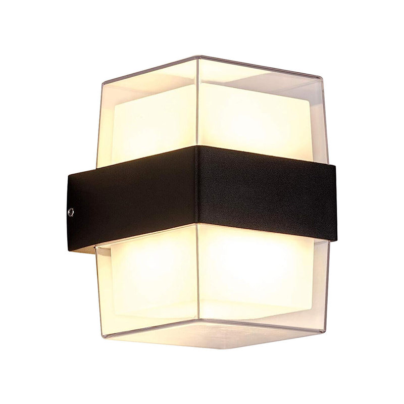 Mirack 13cm H Integrated LED Outdoor Flush Mount
