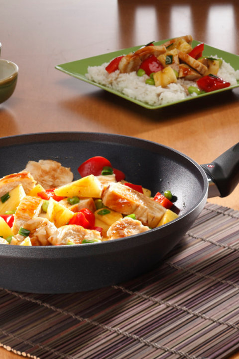Skillets & Fry Pans
