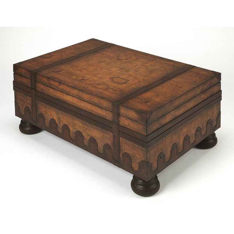 Vasco Old World Map Trunk Table