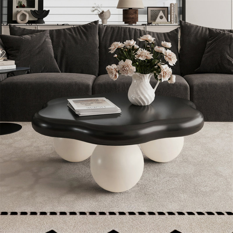 Table basse en forme de nuage de 35 pouces avec finition mate lisse, sécuritaire pour les enfants et les animaux de compagnie, conception polyvalente et durable