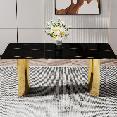 Table en verre noir avec pieds en métal doré, 71 po x 39,3 po x 29,5 po, design minimaliste moderne pour les restaurants, les salons, les présentoirs polyvalents, le café, les repas de présentation 71 po x 39,3 po x 29,5 po