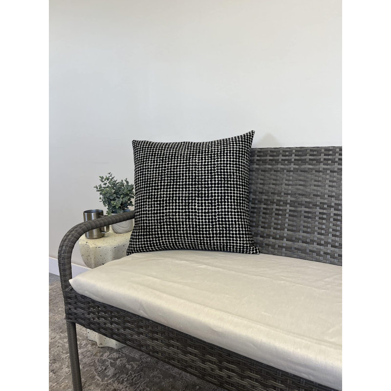 Coussin intérieur / extérieur Destinnie, Pois noirs, 22" x 22"