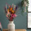 Bouquet de fleurs séchées avec de l'herbe de pampa, des queues de lapin orange, de la lavande et de l'eucalyptus - Boho Decor For Home, vase, porche et Pâques