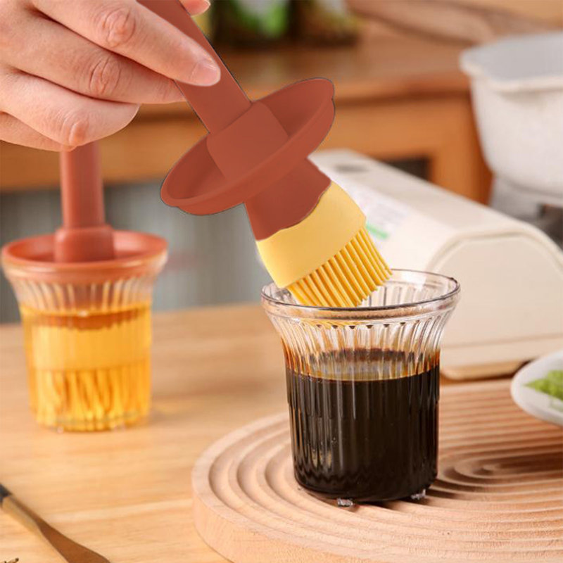 Brosse à huile à haute température avec bouteille d'eau, C