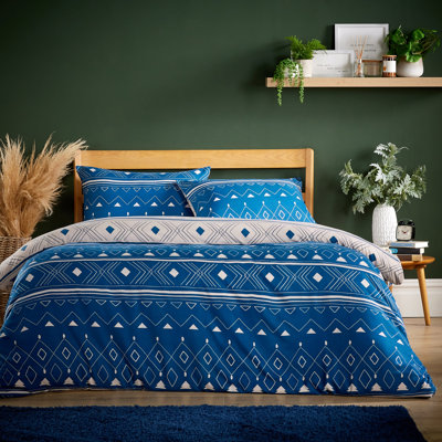 NewEdgeBlinds Duvet Cover Set with Pillowcases