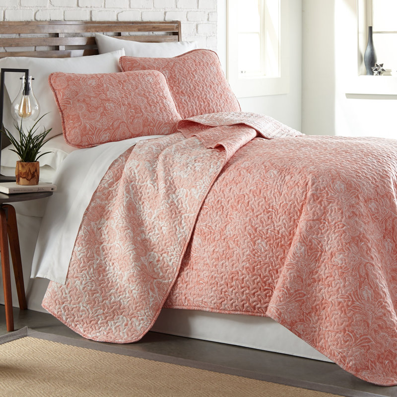 Perfect Paisley Coral Haze King Microfiber Reversible Quilt Set