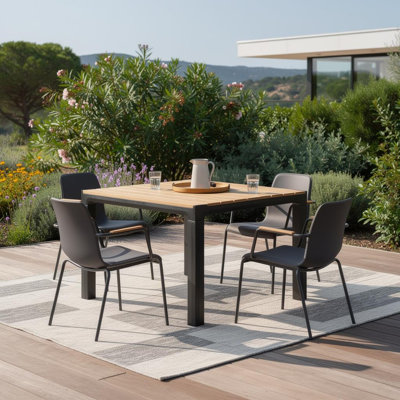 Table d'extérieur 35 po carrée en plastique noir et brun avec trou pour parasol