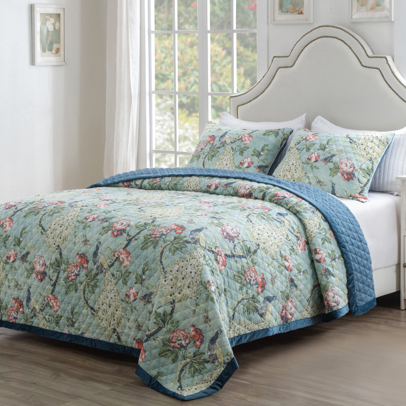 King Blue Reversible Microfiber Quilt Set with Edge Embellishment