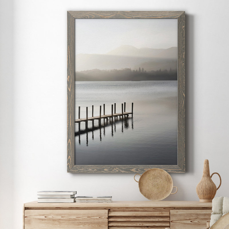 Dusky Dawn - Photographie sur toile avec cadre photo, H 44 po x l 31 po x P 1 po, Gris