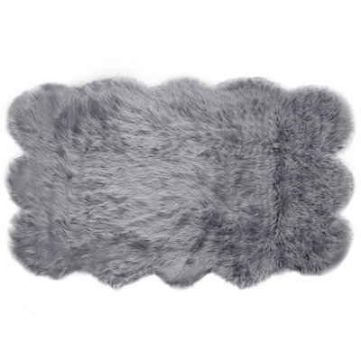 Hughey Faux Fur Indoor Rug