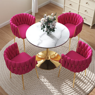 Ensemble de salle à manger à piédestal rond avec chaise tissée