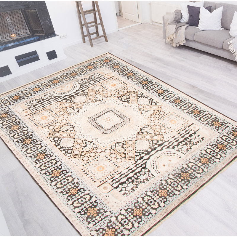 Tapis héritage beige, noir 7 pi 8 po x 10 pi 2 po