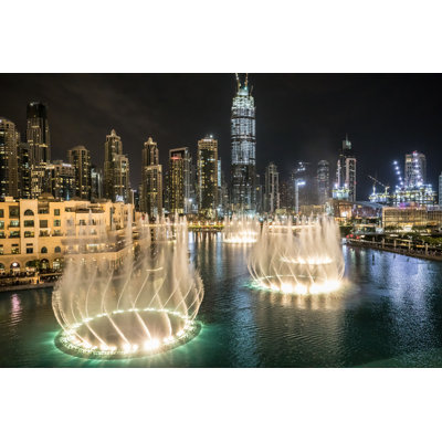 Les fontaines de Dubaï par Omar Al-Samarrai - photographie sur toile tendue