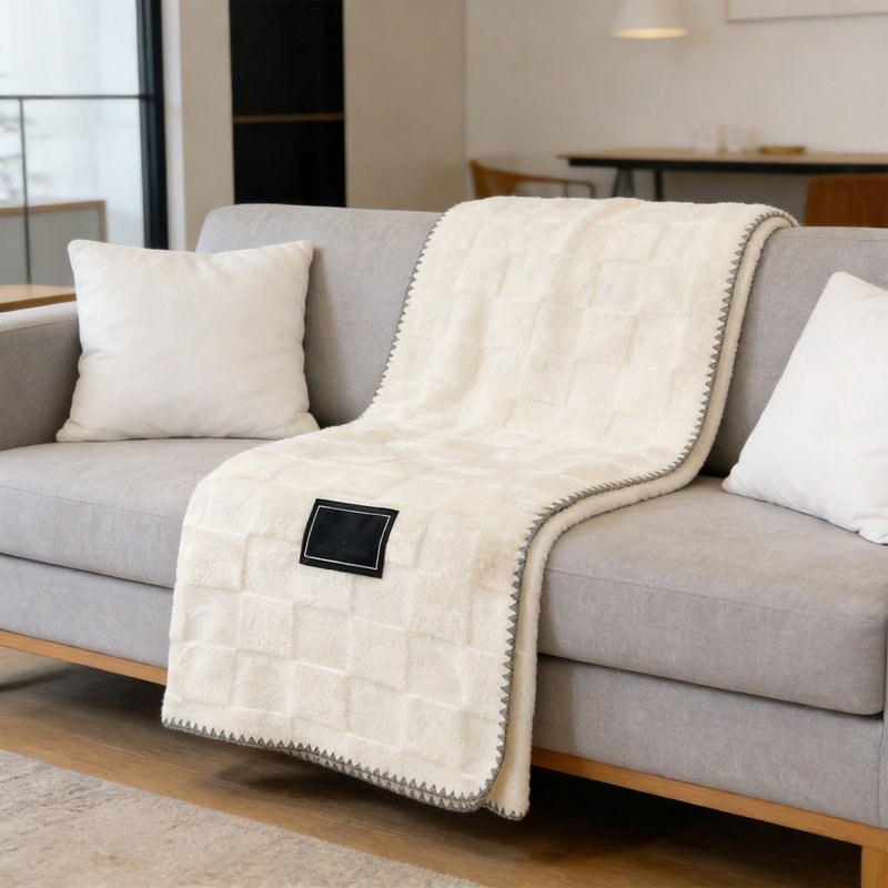 Petite couverture en velours à carreaux kbndieu, White