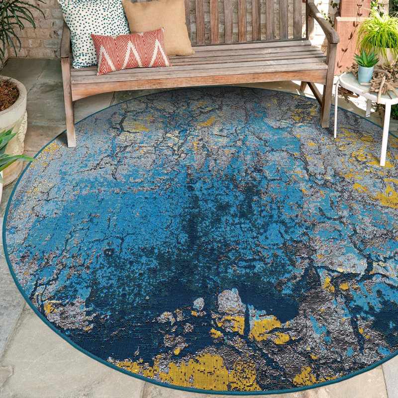 Cove Hower Indoor/Outdoor Area Rug, Round 4'1"