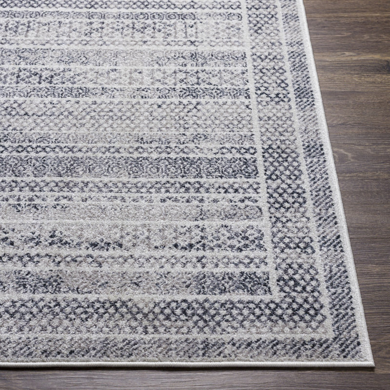 Tapis noir / blanc Aavyn, Rectangle 5 pi 3 po x 7 pi