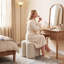 Repose-pieds rembourré en forme de trèfle de 18,5 po Dickerson pour salon, chambre à coucher et meuble-lavabo