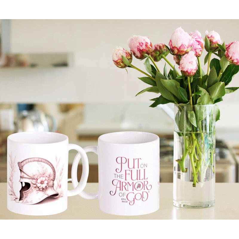 Tasse sur armure pleine de femmes