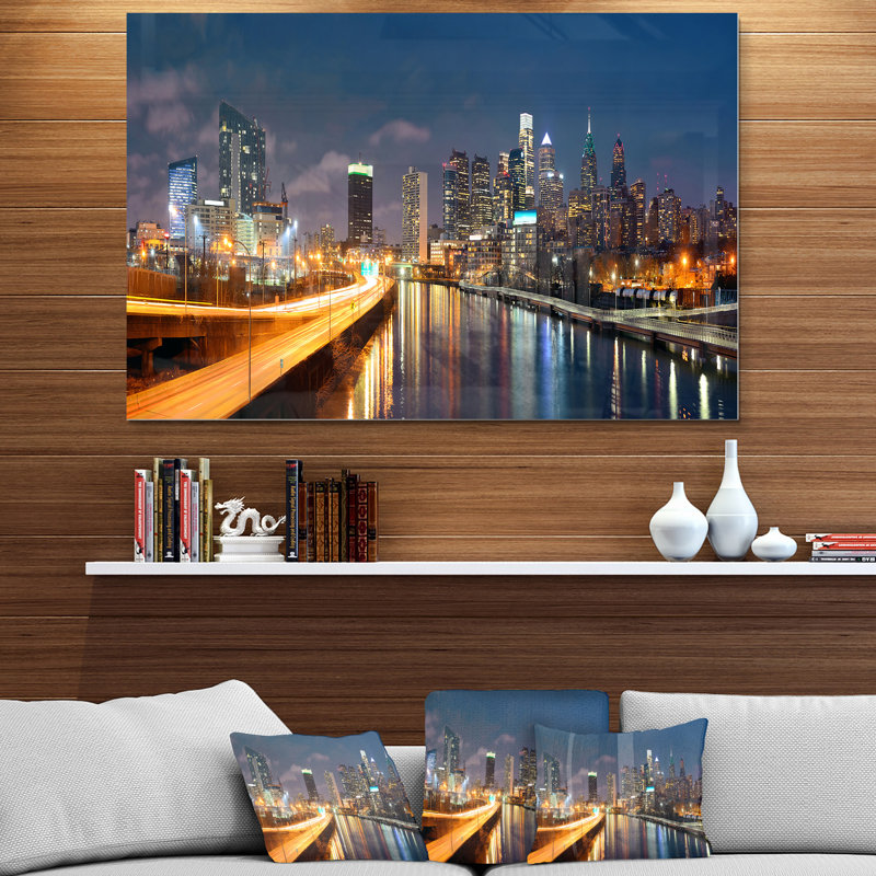 Paysage urbain «Philadelphia Skyline at Night» - reproduction, 34" H x 44" W x 1.5" D, Métal métal