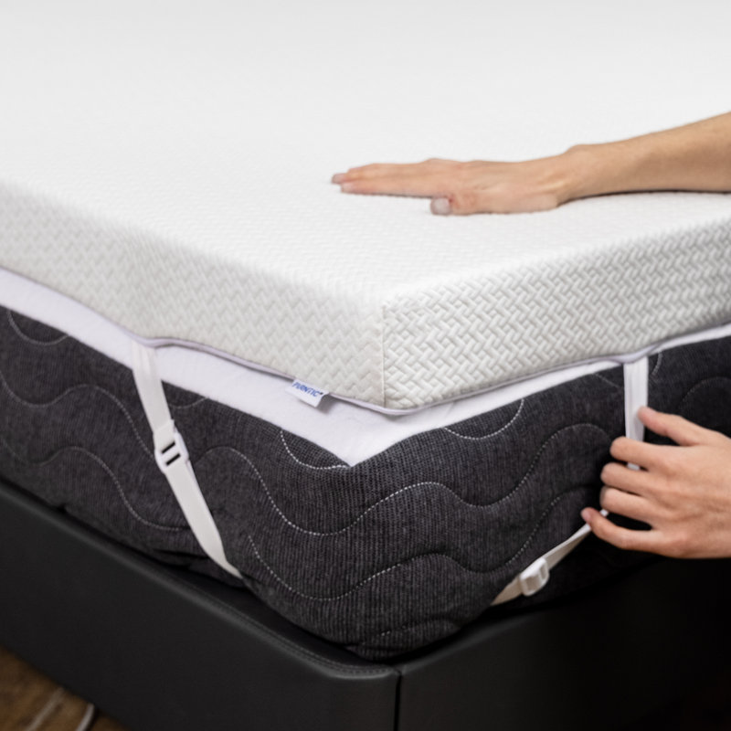 Surmatelas rafraîchissant en mousse viscoélastique gélifiée 3 po avec housse amovible, Simple TG