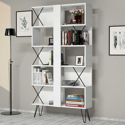 Bibliothèque moderne blanche, 5 tablettes, 35,4 x 65,9 x 8,7 pouces | 100% panneau de particules enduit de mélamine, épaisseur: 0,7 pouce | Fixation murale, conception géométrique, parfaite pour la maison ou le bureau