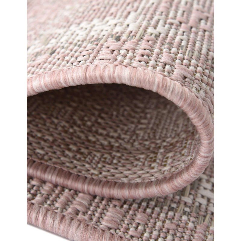 Susan Oriental Indoor / Outdoor Rug, Oval 5'3" x 7'10"