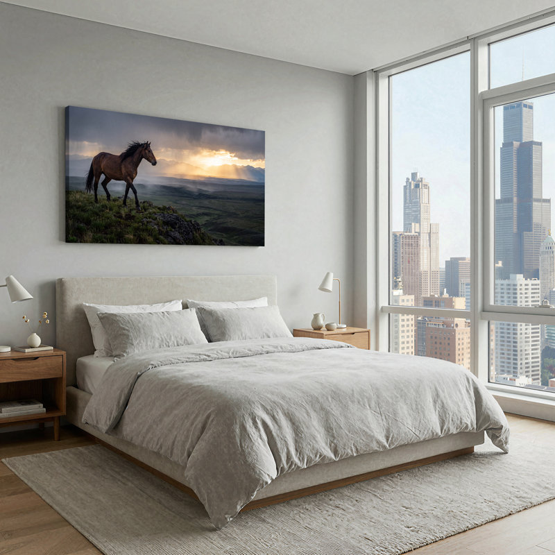 «Brown Horse on Grassy Hill with Mountain Sunset», art mural sur toile, L 40 po x H 20 po