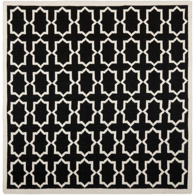 Rodgers Hand Woven Flat Weave Wool/Cotton Geometric Rug in White/Black