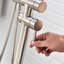 Robinet de baignoire autoportant monocommande à fixation au sol avec douche à main (nickel brossé)-121292081