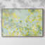 Lumière verte encadrée sur toile-92482477-92482476
