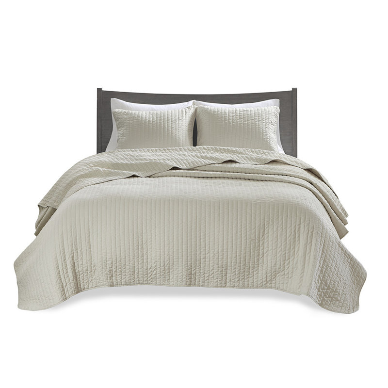 3 Piece King/ King Quilt In Cream, Microfiber Outer With Cotton Inner, Reversible For A Peaceful Break Bedding , Soothing Rest