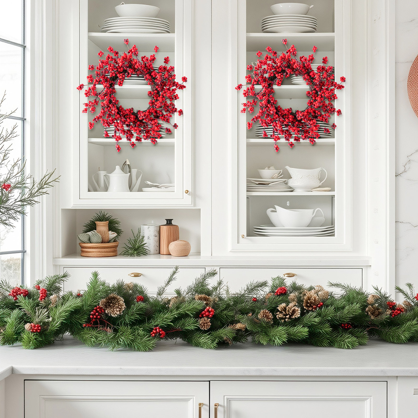 Nena 14" Berry Wreath Set
