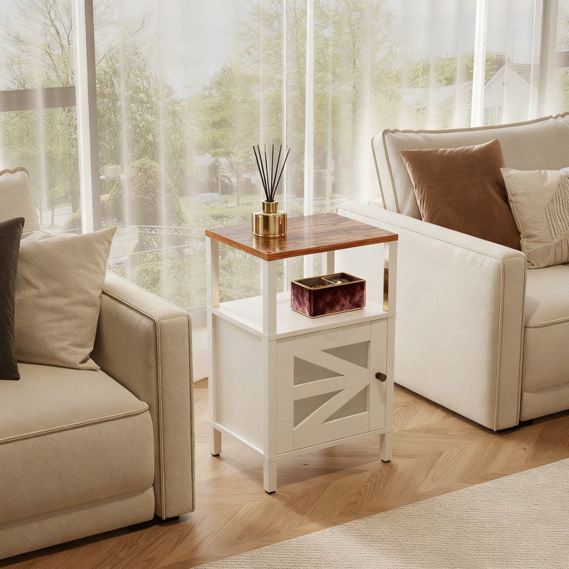 Table de chevet de ferme avec station de charge, table de chevet avec ports USB et prises de type C et prises de courant, table de bout de rangement avec porte en acrylique pour chambre à coucher