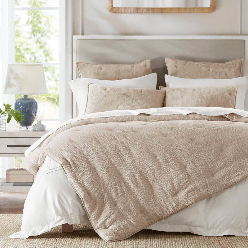 Soft Cotton Muslin Quilt Set with Embroidered Tacking