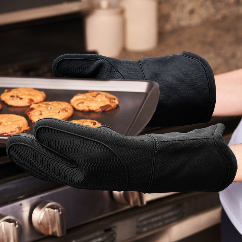 FabStyles Cotton Oven Mitt Set, Black