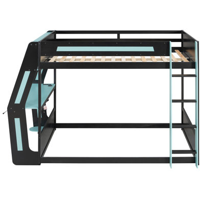 Lit superposé double au dessus d'un lit double avec bureau d'ordinateur éclairé, prises de courant et tablettes de rangement