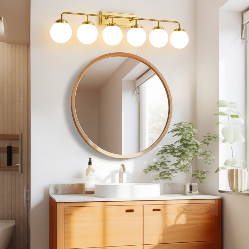 Éclairage de salle de bain à intensité variable à 6 lumières avec abat-jour en verre soufflé à la main Brackenley, Doré
