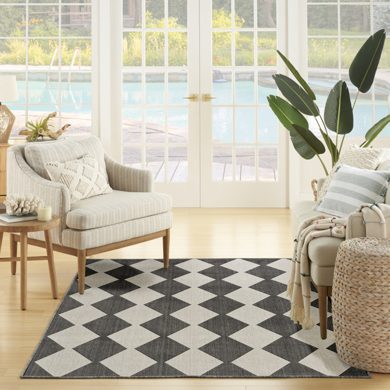 Positano Indoor / Outdoor Rug, Rectangle 4' x 6', Black