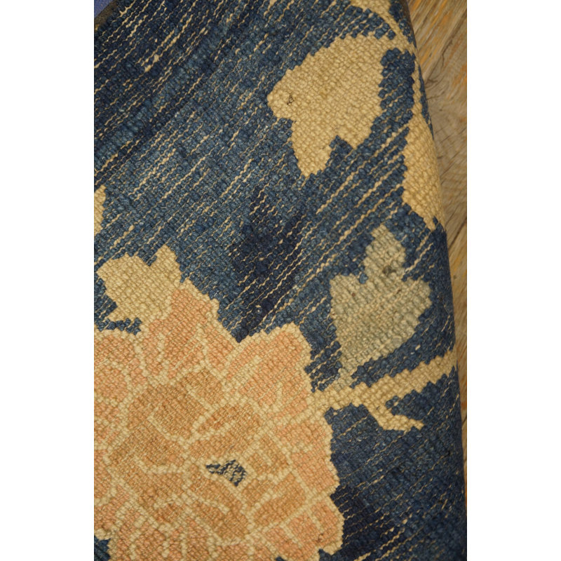 Hand Knotted Wool Floral Area Rug