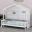 Lit maison avec tablettes-1182987317