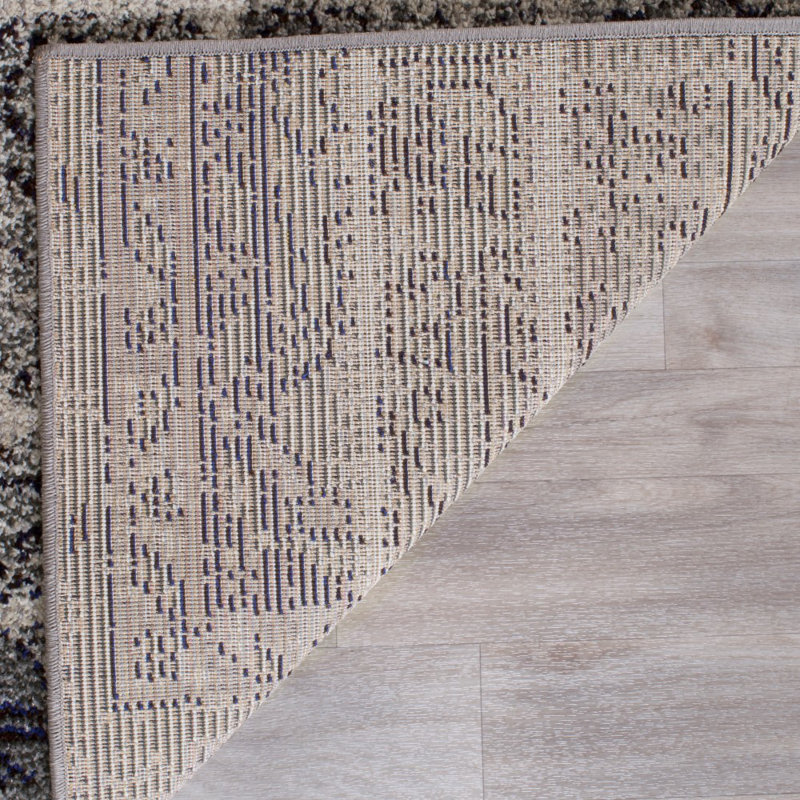 Tapis à motif géométrique gris Amrane, Rectangle 4 pi x 5 pi 7 po