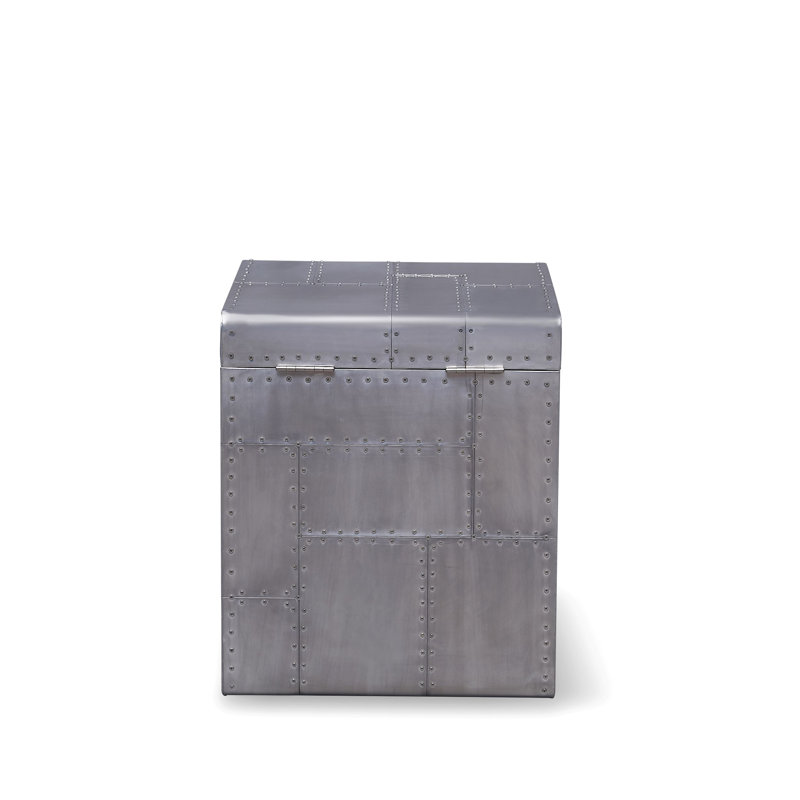 Elio Metal Trunk / End Table